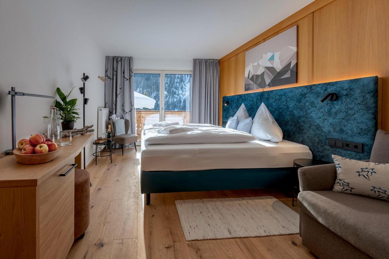 Das Unterrain Lifestyle Hotel Sankt Jakob in Defereggen Ngoại thất bức ảnh